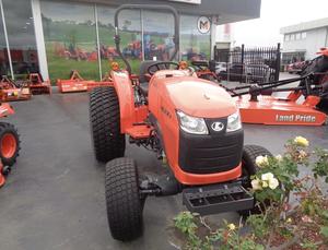 Tractor Kubota barato y asequible de buena calidad - Product Image 3