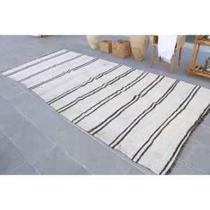 Alfombra Vintage de 5.4x11.2 pies, Alfombra Turca, Alfombra de Lana Blanca con Diseño Floral - Product Image 2