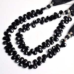 Vente en gros de perles briolettes à facettes en forme de poire en onyx noir naturel perles de pierre en vrac pour la fabrication de bijoux - Product Image 1