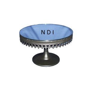 Support à gâteau à un étage tendance avec finition antique, support à cupcakes avec dessus en verre, design unique, support à gâteau en métal - Product Image 1