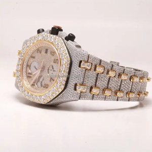 Forma redonda de acero inoxidable VVS calidad de tendencia Hip Hop iced out Lab Diamond reloj de fabricante en la India Calidad de exportación - Product Image 2