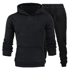 Vente en gros de vêtements de jogging d'entraînement survêtements de gym vêtements personnalisés pour hommes avec col à capuche - Product Image 3