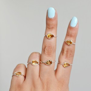 Anillos de piedras preciosas de citrino natural a granel al por mayor, lote de joyería de moda de tendencia chapada en plata de ley para compromiso y fiesta - Product Image 3