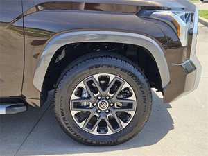 Construido Estándar 2023 Juguete-OTA Tundra Limited - Product Image 6