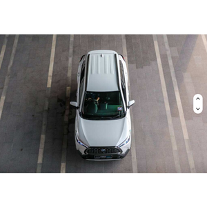 MEILLEURE Toyota Corolla Cross Hybrid XSE SUV d'occasion 2024 - Product Image 3