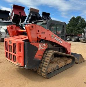 Minicargador Kubota 2017 con un rendimiento robusto que cumple con un control avanzado - Product Image 1