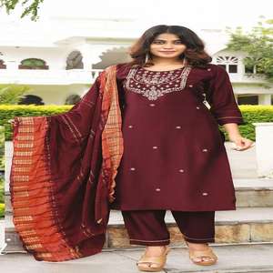 Nouveau 2024 dernière tenue de créateur haute sur demande attrayant romain soie Kurti Pant & Dupatta avec broderie travail femme mode - Product Image 1