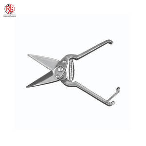 Cisaille à pieds de bétail de 10 pouces, construction robuste pour le soin des sabots de bovins et de chevaux - Product Image 1