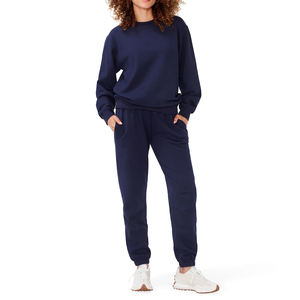 Chándal suave de 2 piezas para mujer, venta al por mayor, cálido, cómodo y hecho con telas de calidad OEM, conjunto de 2 piezas - Product Image 2