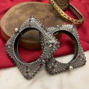 Designer Simple Look Terrific Collection Of Premium Quality Oxidised <b>Silver</b> Designs For Girls Fashionable <b>Bangle</b> For <b>Women</b> - Product Image 1