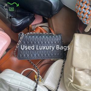 Sacs de luxe d'occasion mixtes, sélection premium, sacs en cuir d'occasion, ventes de lots Ukay - Product Image 1