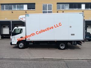 2014 <b>Used</b> Mitsubishi Canter Thermo King T600 Euro6 Automatic Diesel <b>Refrigerator</b> <b>Truck</b> - Product Image 3