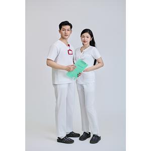 Ensemble de blouses médicales unisexes fabriquées au Vietnam, WFX-CVC, 45% polyester, 3% élasthanne, tissu à détection d'aiguilles, 52% coton, FMF - Product Image 5
