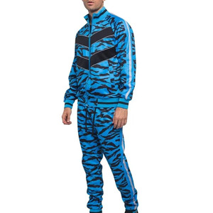 Estilo de tendencia Envío rápido Chándales hechos de algodón Hombres Color personalizado Diseño ODM de moda Chándal de tamaño adulto - Product Image 3