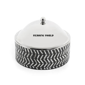 Vente chaude Réchauffeur de nourriture en métal avec pot en bois imprimé Ensemble de deux casseroles faites à la main Meilleure vente Ustensiles de cuisine Hotpot en métal - Product Image 3