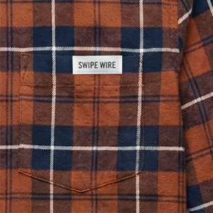 เสื้อเชิ้ตลายสก็อตสไตล์วินเทจ ยี่ห้อ Custom SWIPE WIRE SPORTS รุ่น Lumberjack ผ้าฟลานเนลเนื้อหนา 100% ผ้าฝ้าย ขัดผิวอย่างดี ทรงลำลอง แบบ unisex ติดกระดุม - Product Image 3
