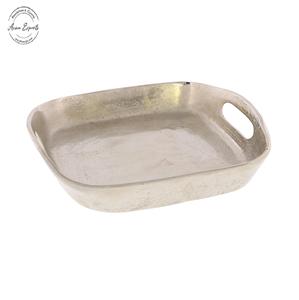 Plateau de service en métal fini or de qualité supérieure avec poignées intégrées, parfait pour les repas festifs, les buffets d'hôtel et la décoration de luxe - Product Image 2