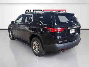 Vente en gros de voitures Chevrolet Traverse Limited LT Cloth 4x4 LT Cloth 4 portes SUV d'occasion - Product Image 3