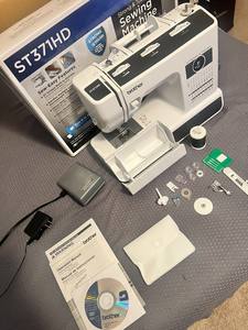 จักรเย็บผ้าบราเดอร์ รุ่น ST371HD แข็งแรงทนทาน 37 ลายเย็บในตัว แขนฟรีอาร์ม - Product Image 3