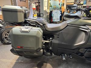 Motocicleta de 3 Ruedas Canyon Redrock 2025 - Product Image 6