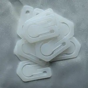 Accessori per indumenti plastica bianco latte forma quadrata Clip di plastica mollette da bucato in plastica fissaggio Clip di imballaggio per camicia da sera