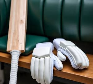 ถุงมือตีคริกเก็ตขอบโค้งงอออกแบบโลโก้มืออาชีพคุณภาพสูงเลือกสีและวัสดุได้ตามต้องการ - Product Image 4