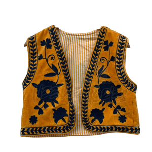 Best Selling Sleeveless Women Vest & Waistcoat Warm Quilted Vest for Outdoor Wear From Pakistan Manufacturer's - Product Image 1