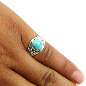Bague décontractée de forme ronde en pierre précieuse turquoise naturelle en argent sterling 925 bijoux de Bohème faits à la main prix de gros fournisseurs en vrac - Product Image 4