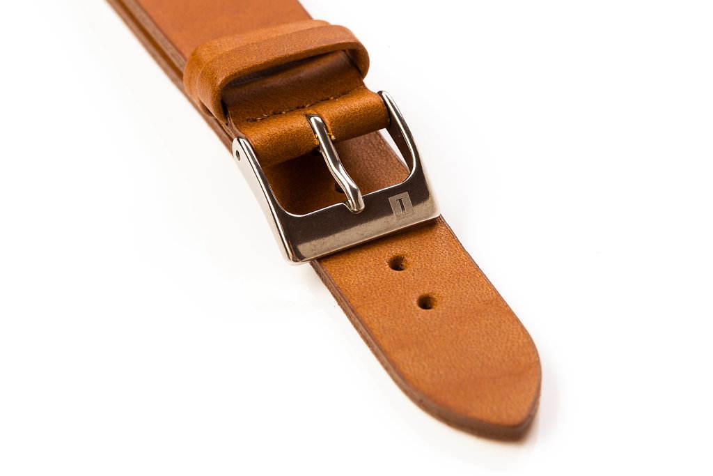 สีน้ำตาล