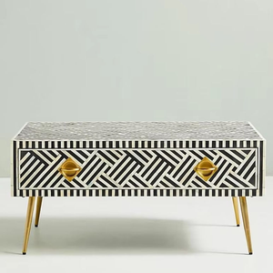 Consola artesanal con incrustaciones de hueso en blanco y negro para interiores minimalistas y modernos - Product Image 1