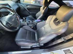 Hyundai Genesis Coupe 3.8 Ultimate 2015 de Segunda Mano y en Excelente Estado - Product Image 4