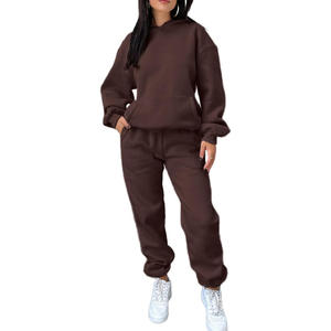 Chándales de marca para mujer con etiqueta personalizada, Impresión de logotipo bordado y personalización para promociones o clubes - Product Image 1