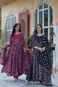 Ensemble ethnique indien Anarkali Kurti entièrement évasé à la demande pour un mariage élégant et une déclaration de mode pour un événement ethnique - Product Image 6