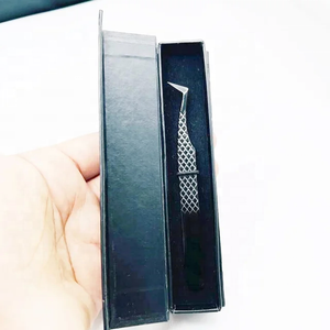 Pinzas de extensión de pestañas con agarre de fibra, pinzas de punta de fibra negra mate, aplicador de pestañas - Product Image 6