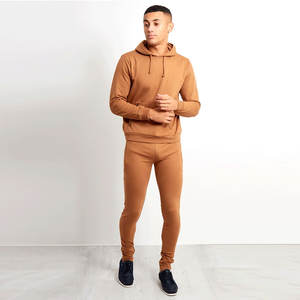 Sweat à capuche et pantalon de survêtement à logo imprimé bouffant personnalisé Ensemble deux pièces fabricant de survêtements pour hommes - Product Image 1
