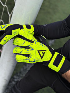 High Quality Goalkeeper Gloves Strong <b>Latex</b> Grip for Soccer Goalie Goalkeeper Gloves for Kids Youth and Adult By Ako - Product Image 4