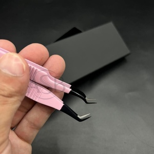 Pinzas de pestañas con punta de fibra rosa y negra para bebé, pinzas de extensión de pestañas de acero inoxidable con etiqueta privada, Punta puntiaguda probada a mano - Product Image 3