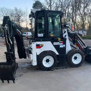 Chargeuse-pelleteuse compacte Hidromek HMK 62 T à moteur diesel 4x4 et chargeuse frontale, haute efficacité opérationnelle, 2000 kg - Product Image 5