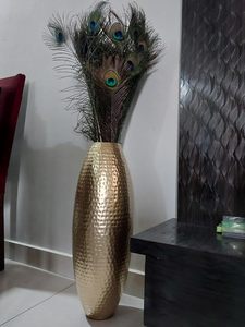 Premium Metal <b>Vase</b> with Golden Detailing for Stylish Interiors Chic Metal <b>Vase</b> with Golden Touch for Sophisticated Spaces - Product Image 4