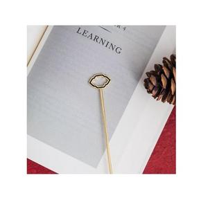 Signets en métal nouvellement conçus avec des finitions luxueuses et un savoir-faire détaillé parfait pour améliorer votre expérience de lecture - Product Image 2