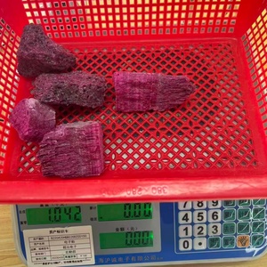 Großhandel: Hochwertiger polierter roter Rubin-Rohkristall – lose Steine für Aquarien, Landschaftsgestaltung, Garten und Feng Shui Dekoration - Product Image 5