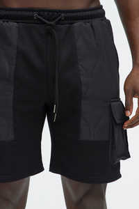 Ropa de Fitness de etiqueta privada de alta calidad, pantalones cortos de gimnasio de secado rápido con toalla, bolsillos de carga, decoración, pantalones cortos de chándal para hombres - Product Image 2