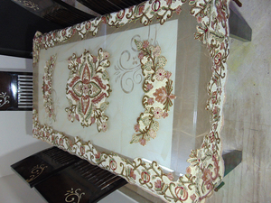 Ensemble de meubles de salle à manger turque classique table à manger élégante avec 8 chaises avec chemin de table brodé au design royal - Product Image 6