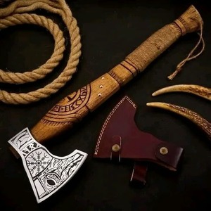 Hache Viking 440c personnalisée faite à la main Haches à tête barbu en design extérieur avec manche en bois Hachette en acier inoxydable de qualité bricolage - Product Image 6