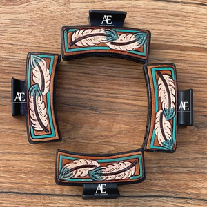 Pinzas para el pelo de cuero grabadas hechas a mano con estilo occidental para mujer - Product Image 1