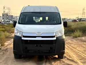 Nuevo/USADO 2025 TOYOTA HIACE DLX V4 2.5L con Cámara Trasera 360, Capacidad de Carga 31-40T, Emisión Diésel/GAS, Automático, EN VENTA - Product Image 2