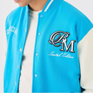 Chaqueta de bombardero de hombre con logotipo personalizado con cuello levantado Vintage APLIQUE DE GRAN TAMAÑO JERSEY Diseño deportivo de béisbol - Product Image 3