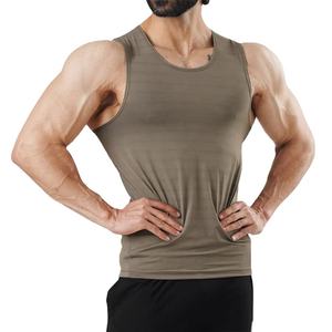 Débardeur de gymnastique personnalisé pour hommes, coupe ajustée, respirant, séchage rapide, musculation, vêtements de fitness OEM pour l'entraînement et le sport - Product Image 2