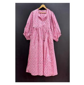 Robe mi-longue d'été décontractée imprimée à pampilles 100% coton pour les achats au collège et les journées détendues - Product Image 1