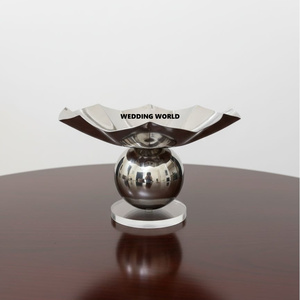 Bol à chocolat brillant plaqué nickel, décoratif pour table, bol à bonbons rond, design élégant, bol à chocolat fantaisie - Product Image 4